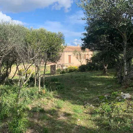 Lu Nibbareddu Stazzu Di Campagna Gospodarstwo wiejskie Arzachena
